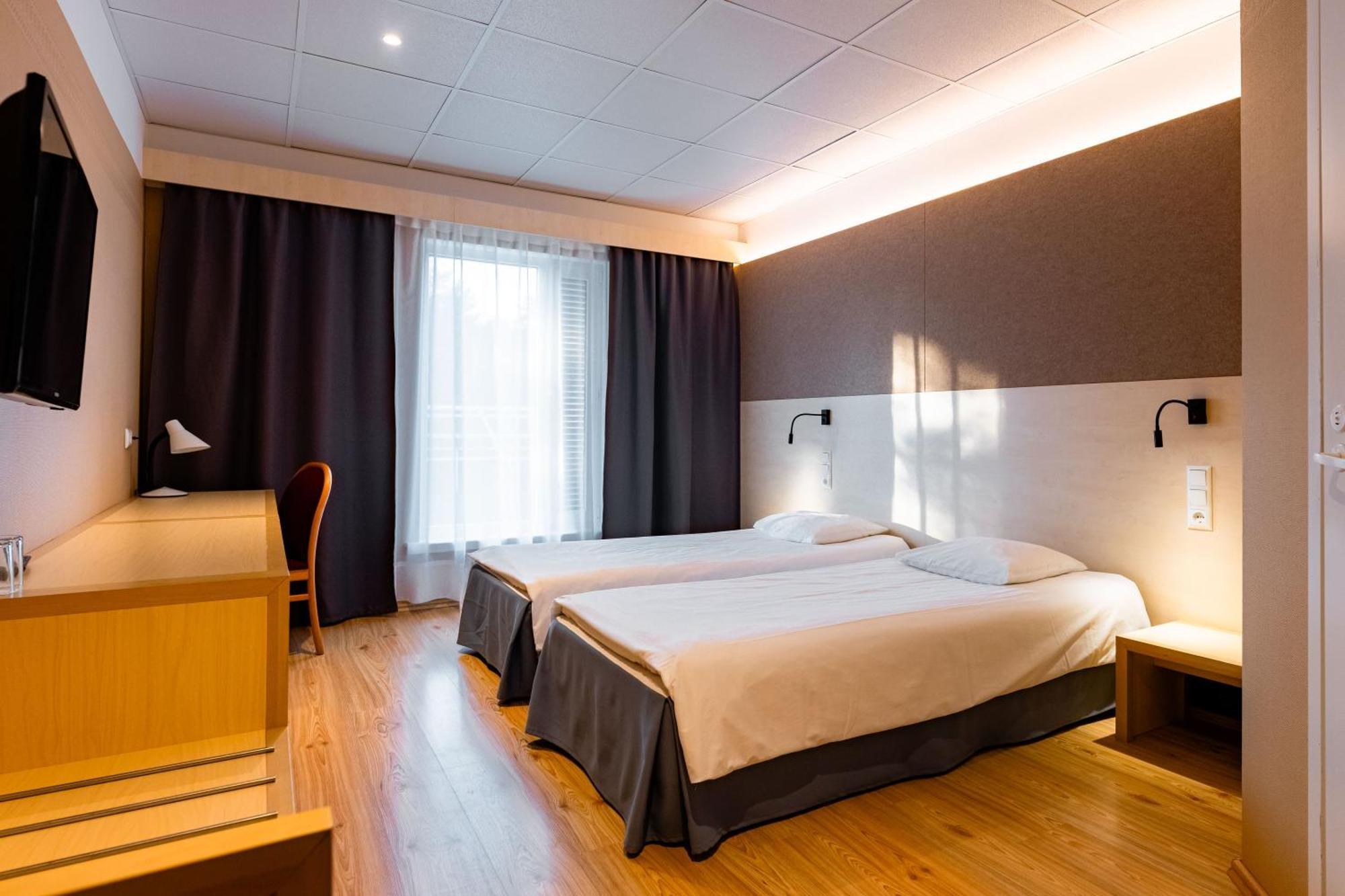 Saaremaa Rannahotell ' Beach Hotel 만디알라 외부 사진